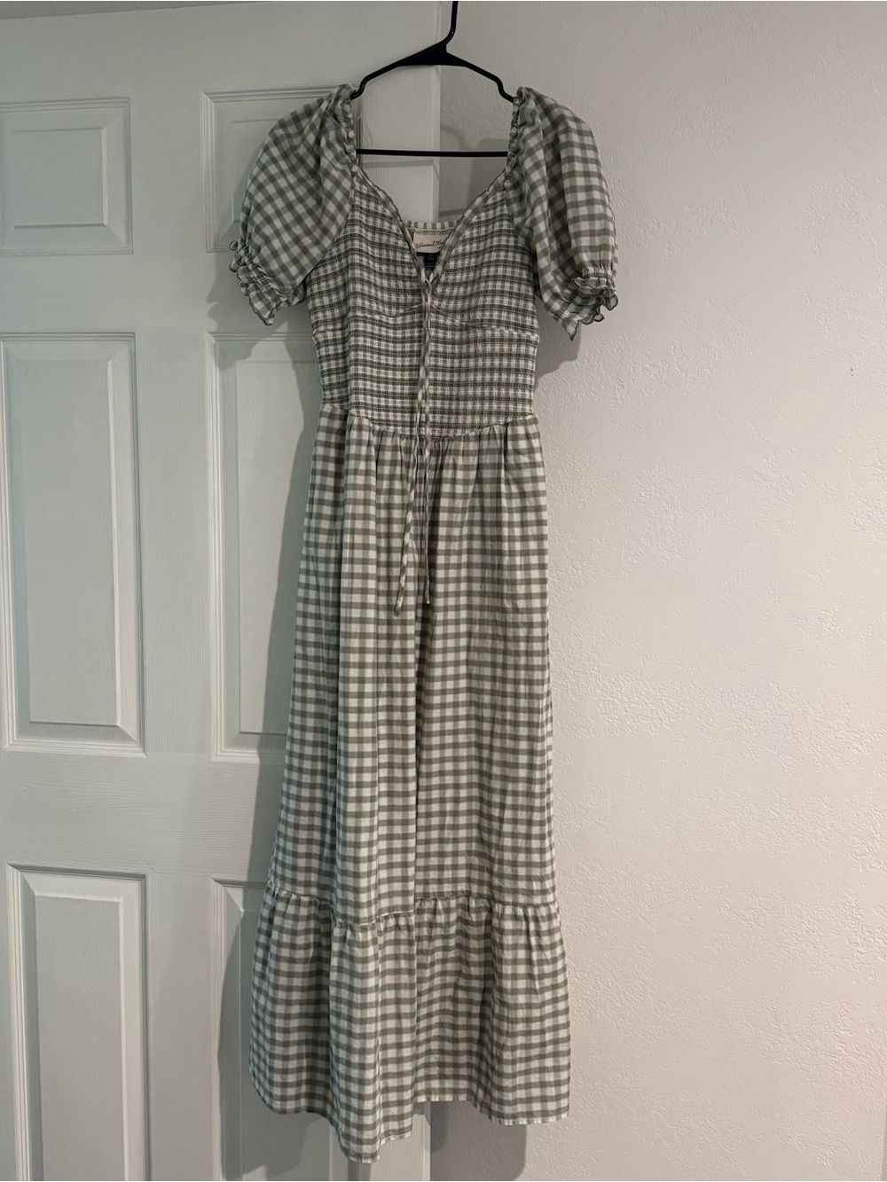 Universal Thread Sage Green Gingham Maxi Dress